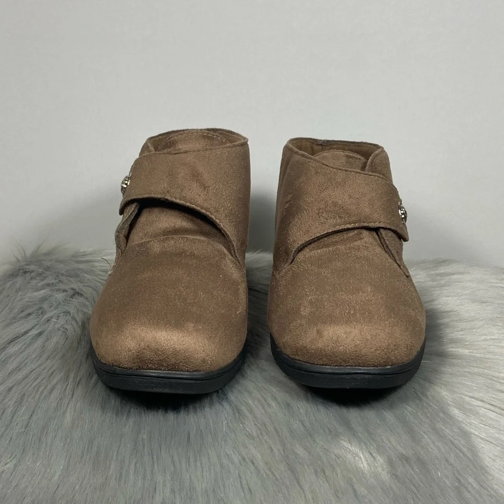 Propet Sonia Women Ankle Suede Bootie - Picture 3 of 8